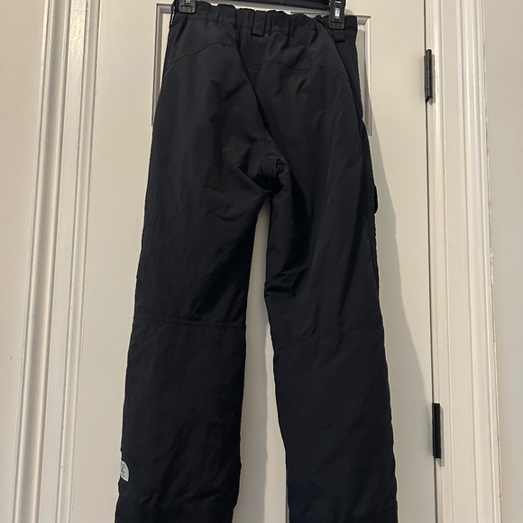 The North Face Youth/Junior Insulated Snow Pants (L/G) - Picture 2 of 10